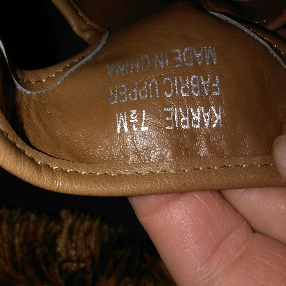 Shoes - Picture 2 of 6
